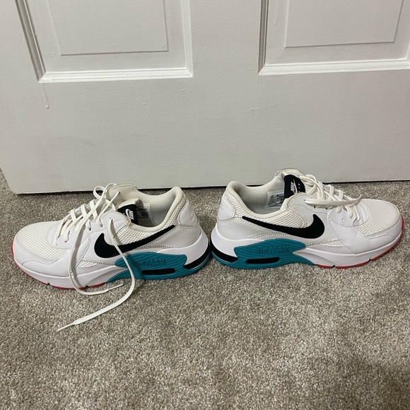 Nike Air Max - Picture 3 of 7